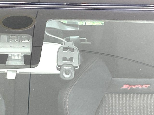 SUZUKI SWIFT 2018 Image 31