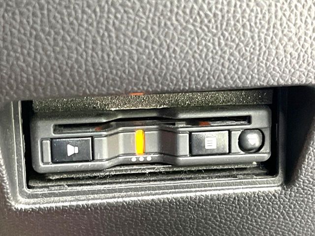 SUZUKI SWIFT 2018 Image 31