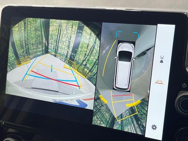 TOYOTA SIENTA HYBRID 2025 Image 31