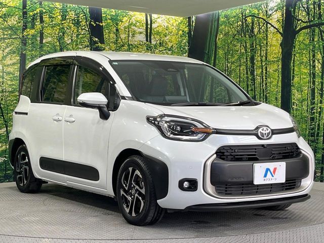 TOYOTA SIENTA HYBRID 2025 Image 31