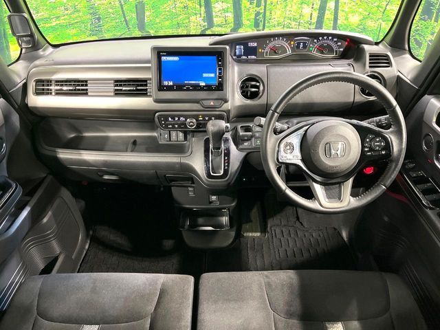 HONDA N BOX CUSTOM 2022 Image 31