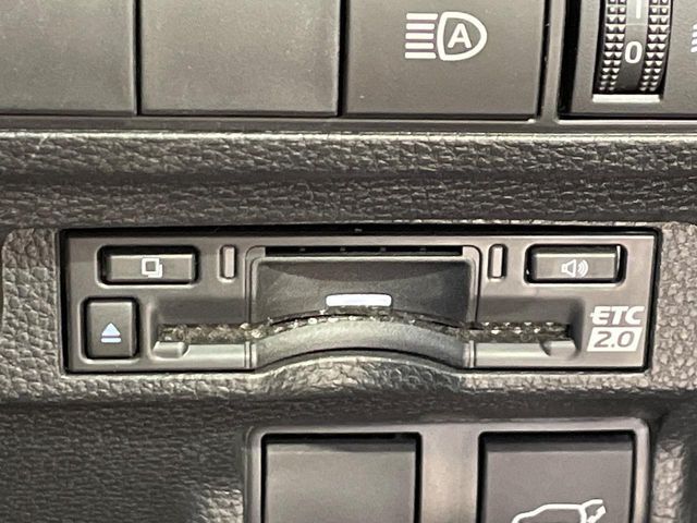 TOYOTA COROLLA CROSS HYBRID 2024 Image 31