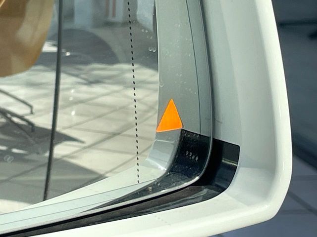 MERCEDES BENZ A CLAS 2016 Image 31