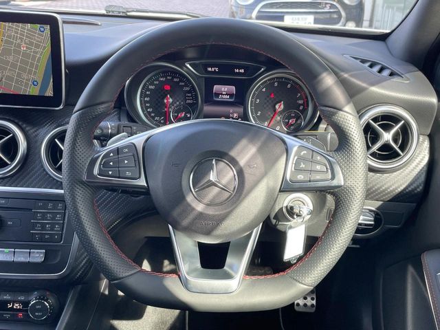 MERCEDES BENZ A CLAS 2016 Image 31