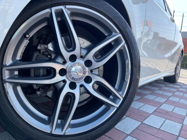 MERCEDES BENZ A CLAS 2016 Image 31