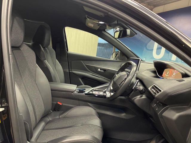 PEUGEOT 3008 2018 Image 31