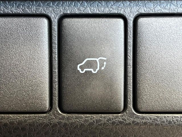 TOYOTA HARRIER 2WD 2018 Image 31