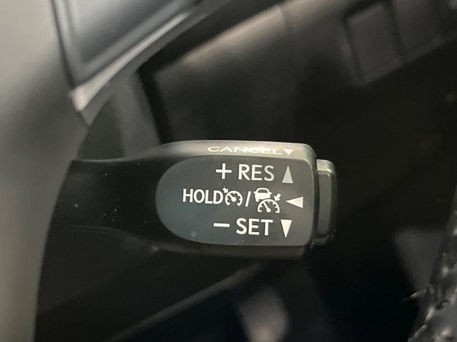 TOYOTA HARRIER 2WD 2018 Image 31