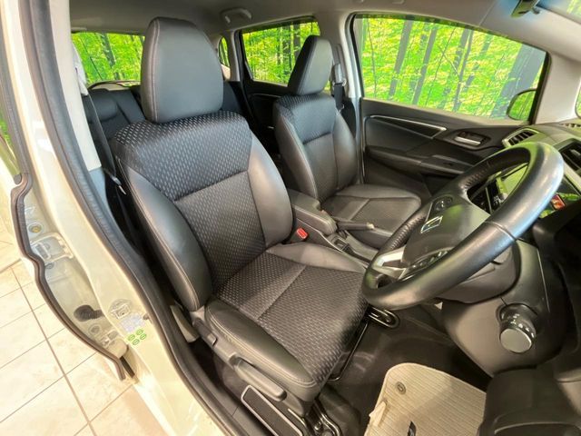 HONDA FIT HYBRID 2013 Image 31