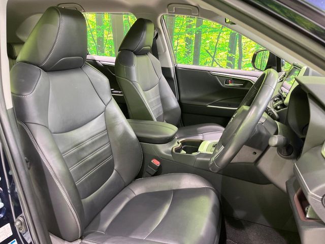 TOYOTA RAV4 HYBRID 4WD 2019 Image 31