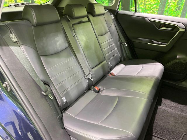 TOYOTA RAV4 HYBRID 4WD 2019 Image 31