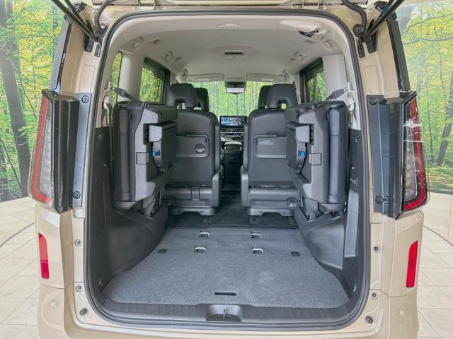 NISSAN SERENA  WG 2023 Image 31