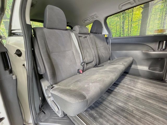 TOYOTA ESTIMA 2013 Image 31