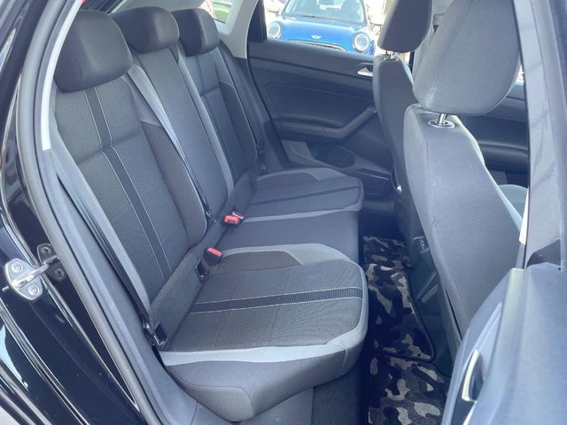 VOLKSWAGEN POLO 2019 Image 31