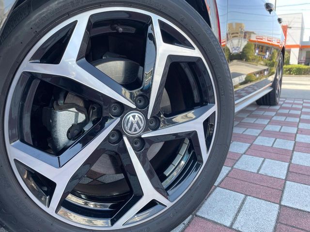 VOLKSWAGEN POLO 2019 Image 31