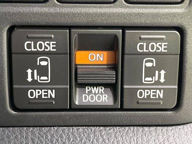 TOYOTA NOAH 2019 Image 31