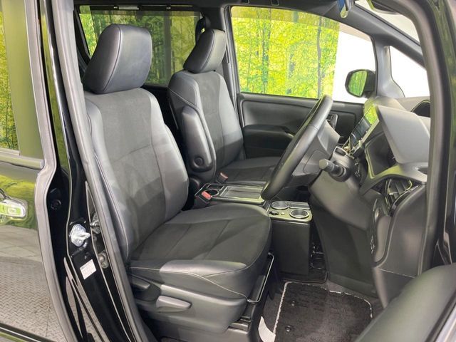 TOYOTA NOAH 2019 Image 31