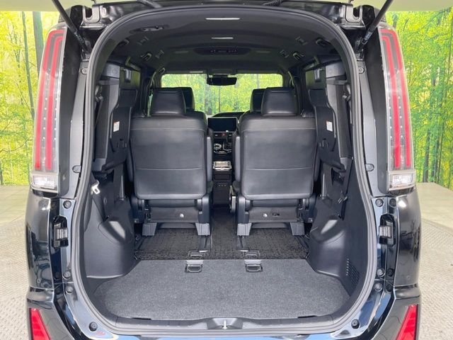 TOYOTA NOAH 2019 Image 31