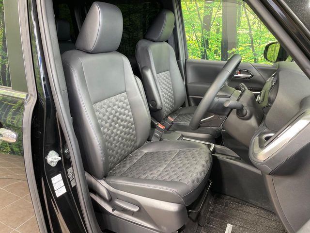 TOYOTA VOXY HYBRID 2024 Image 31