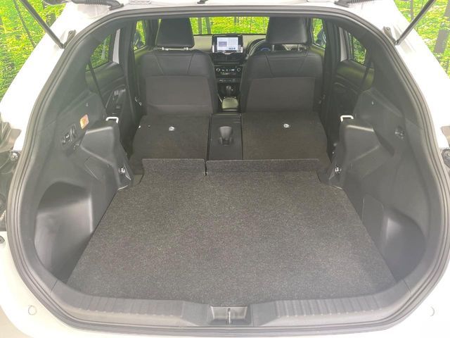 TOYOTA YARIS CROSS HYBRID 2024 Image 31