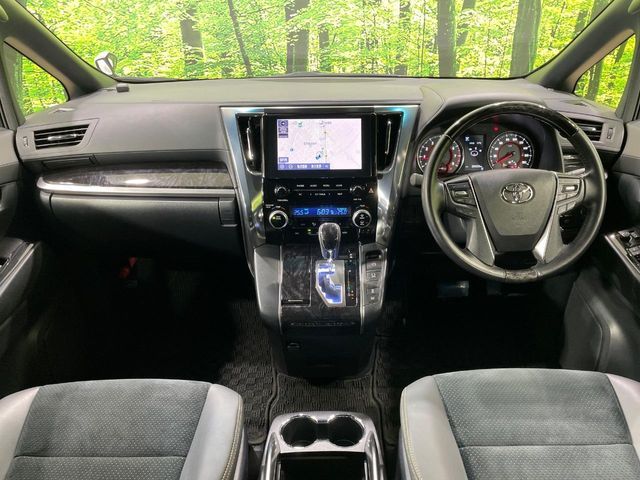 TOYOTA ALPHARD 2021 Image 31