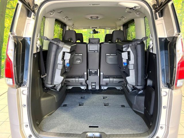 NISSAN SERENA  S-HYBRID 2018 Image 31