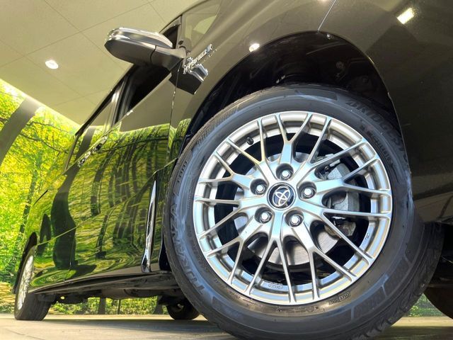 TOYOTA VOXY HYBRID 2019 Image 31