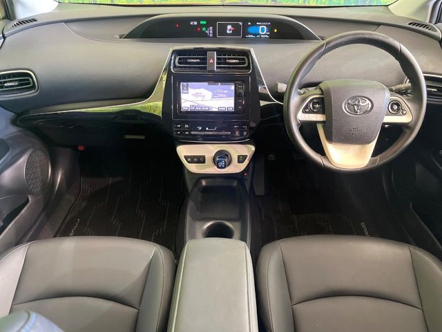 TOYOTA PRIUS 2016 Image 31