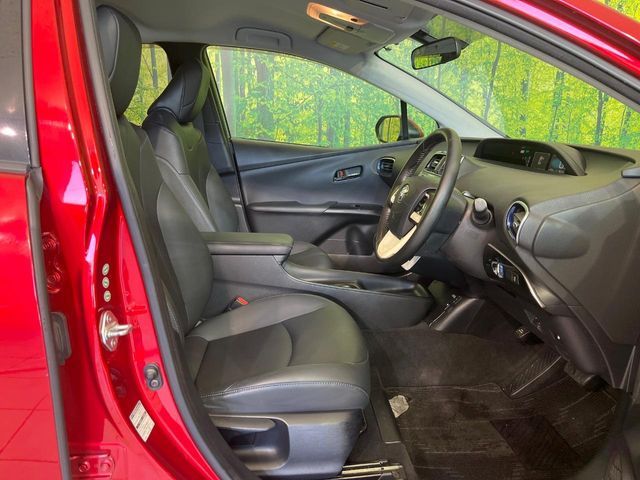 TOYOTA PRIUS 2016 Image 31