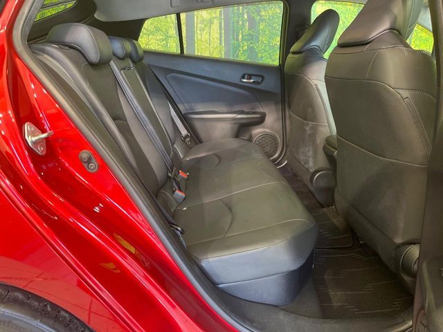 TOYOTA PRIUS 2016 Image 31