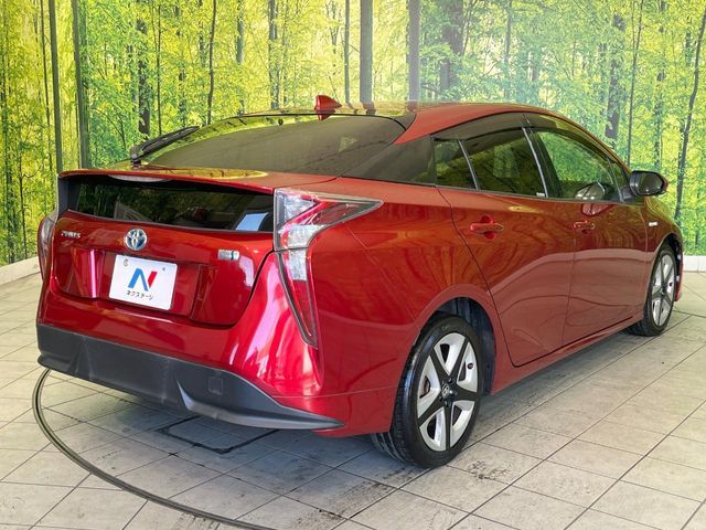 TOYOTA PRIUS 2016 Image 31