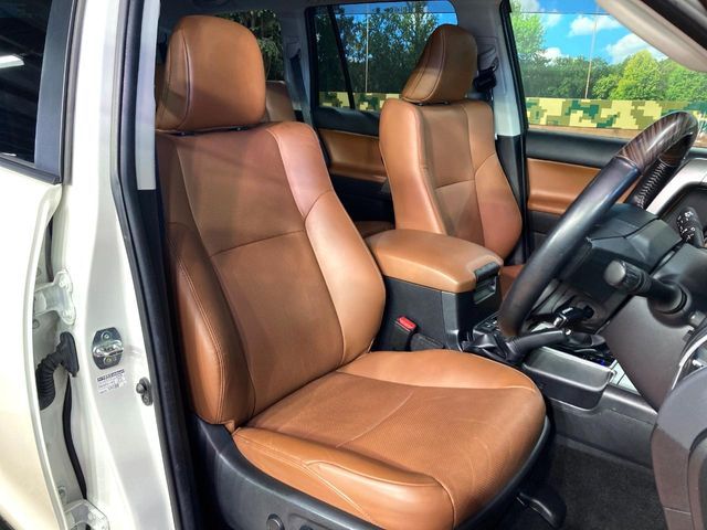 TOYOTA LANDCRUISER PRADO 2022 Image 31