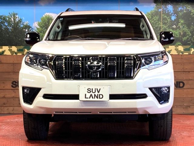 TOYOTA LANDCRUISER PRADO 2022 Image 31