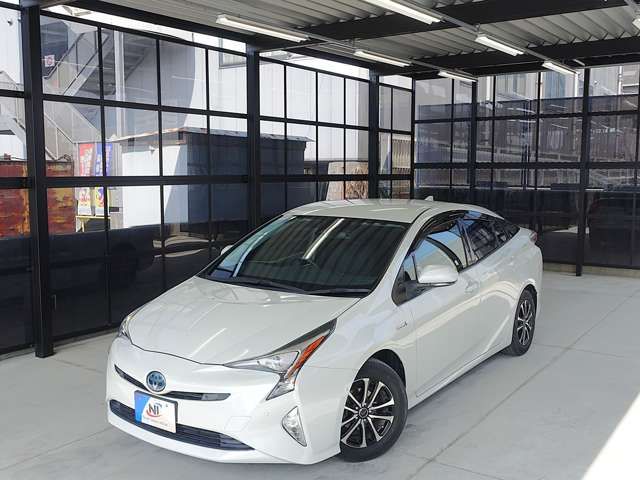 TOYOTA PRIUS 2018 Image 31