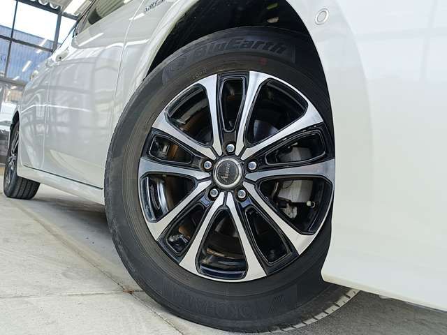 TOYOTA PRIUS 2018 Image 31