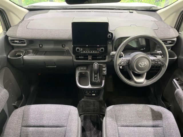 TOYOTA SIENTA HYBRID 2023 Image 31