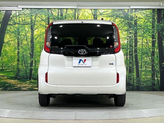 TOYOTA SIENTA HYBRID 2023 Image 31