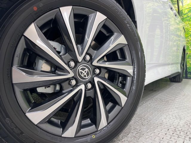 TOYOTA VOXY HYBRID 2026 Image 31