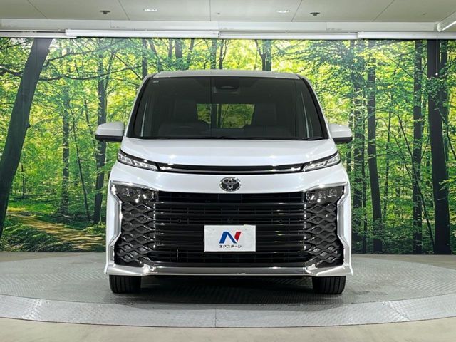 TOYOTA VOXY HYBRID 2026 Image 31