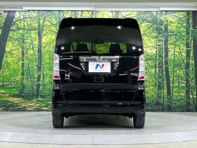 HONDA N BOX 2016 Image 31