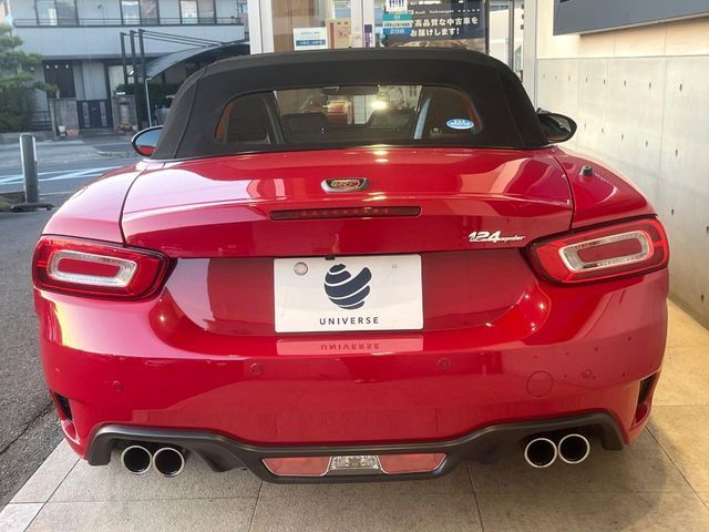 FIAT ABARTH 124 SPIDER 2017 Image 31