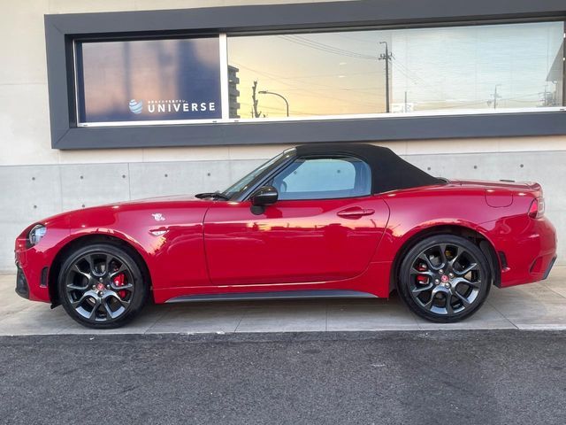 FIAT ABARTH 124 SPIDER 2017 Image 31