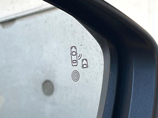 PEUGEOT 208 2022 Image 31