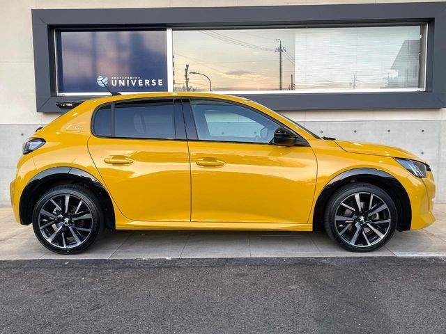 PEUGEOT 208 2022 Image 31