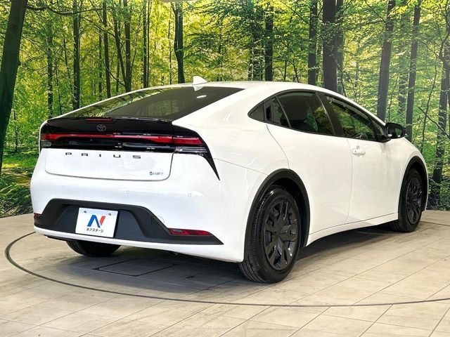 TOYOTA PRIUS 2023 Image 31