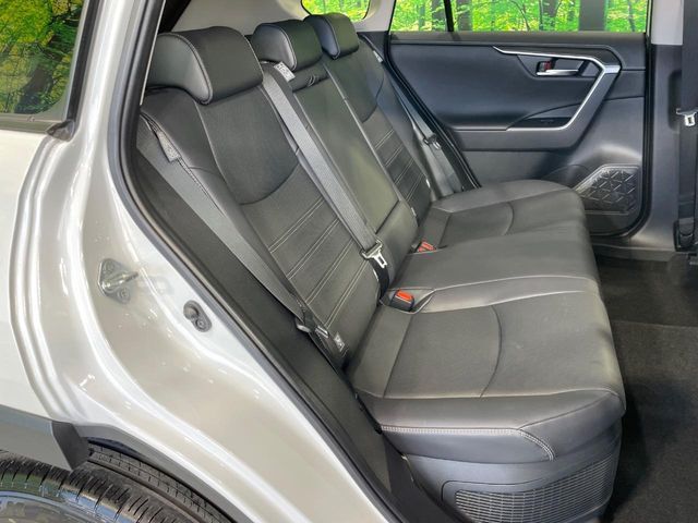 TOYOTA RAV4 HYBRID 4WD 2024 Image 31