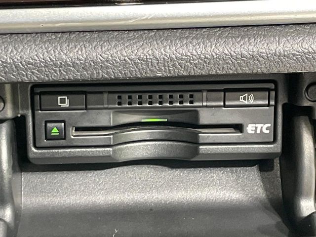 TOYOTA CROWN SEDAN HYBRID 2013 Image 31