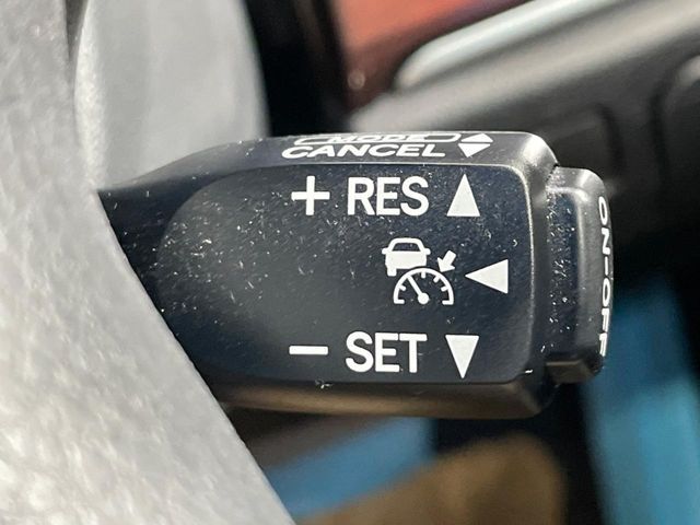 TOYOTA CROWN SEDAN HYBRID 2013 Image 31