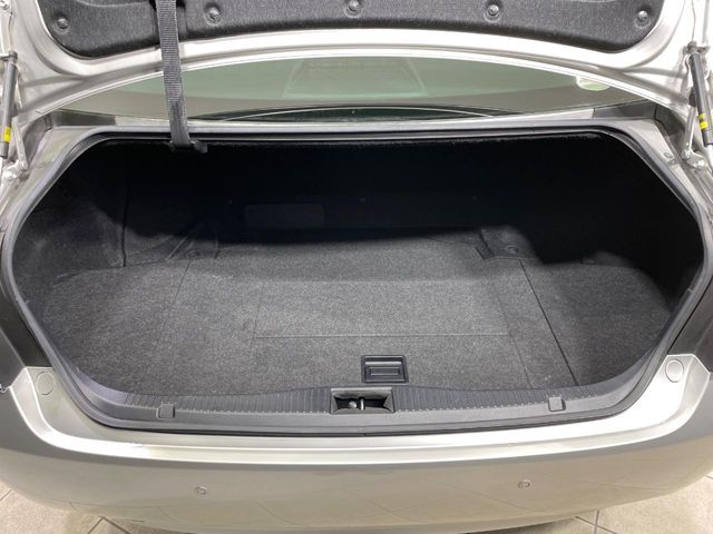 TOYOTA CROWN SEDAN HYBRID 2013 Image 31