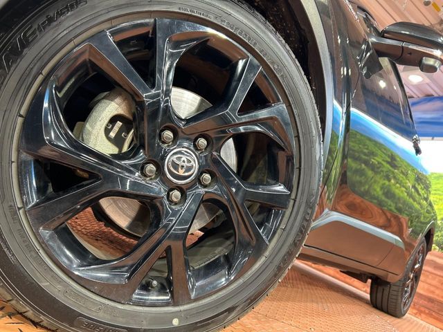 TOYOTA C-HR 2019 Image 31